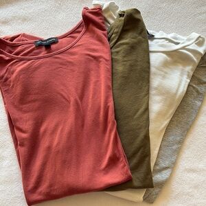 Universal Standard Lot of 4 Short Sleeve Crew Neck Tees T-Shirts S
